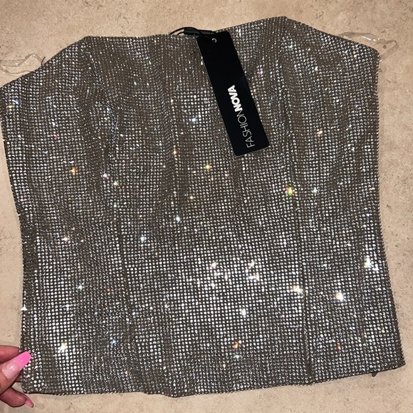Fashion nova sparky top size Xs new w tags! 🪩 🏷️ 🩶 - Picture 3 of 4